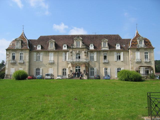 Chateau de Novillars dans le Doubs