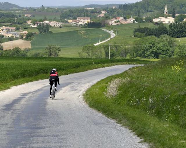 Near Saint-Vincent-la-Commanderie