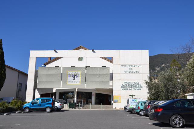 coopérative oléicole et musée de l'huile à Nyons