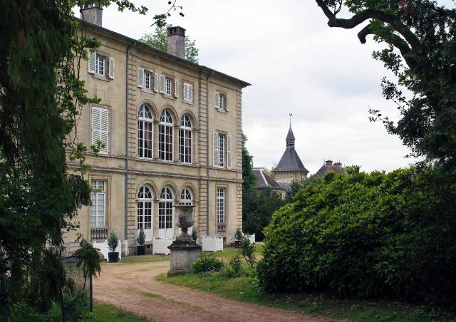 Cet édifice est répertorié dans la base Mérimée, base de données sur le patrimoine architectural français du ministère de la Culture, sous…