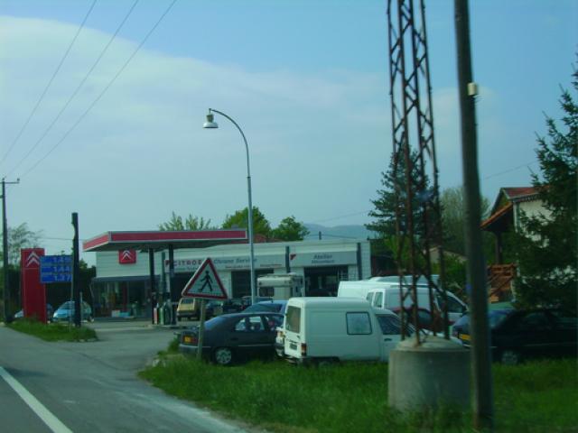 Poste à essence N7