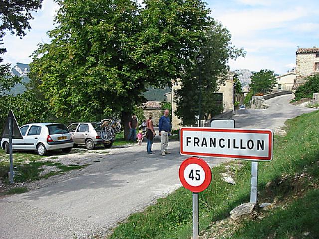 Parking, Francillon