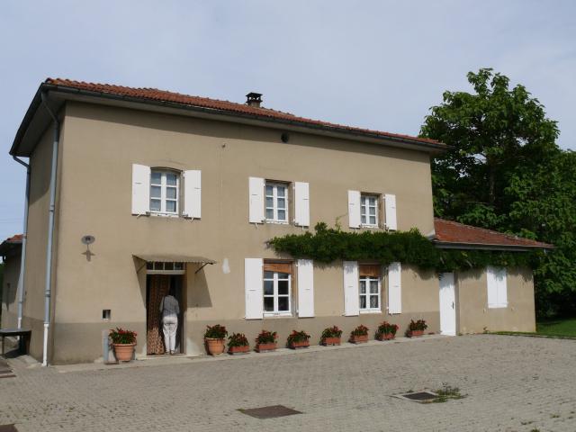 La ferme Robin, de Marthe Robin, à Châteauneuf-de-Galaure (Drôme, Rhône-Alpes, France).
