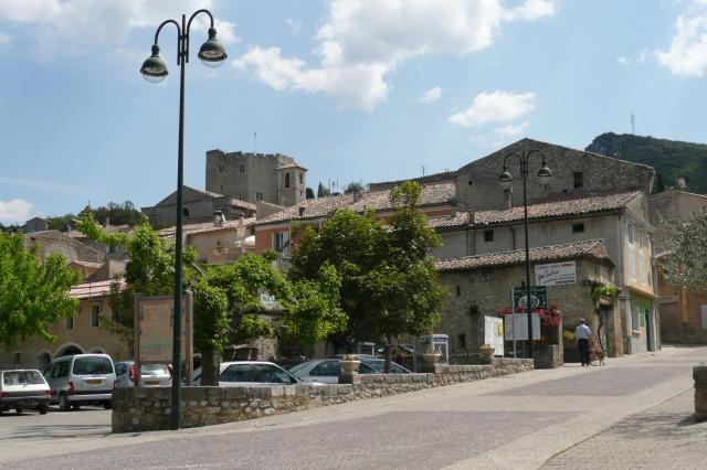 Mollans-sur-Ouvèze.