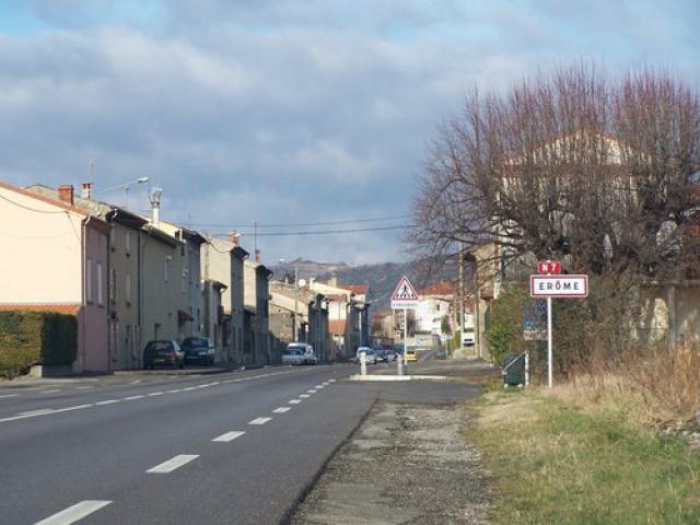 Erome - south entry