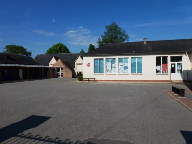 Combon (Eure, Fr) école