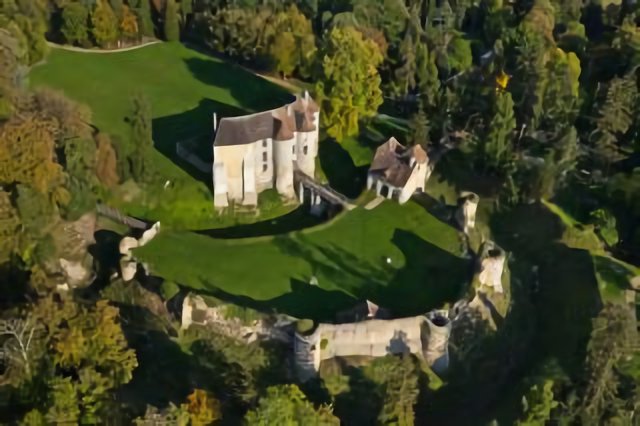 Château d'harcourt vu du ciel 4