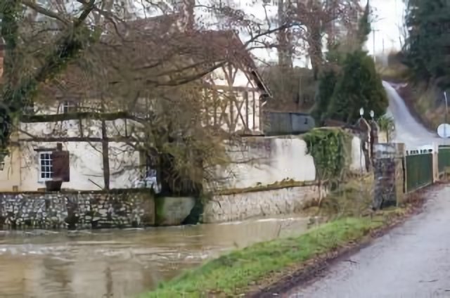 Près du moulin