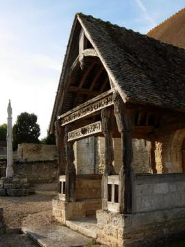 Porche de l'Eglise de Fours-enVexin
