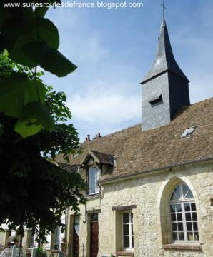 Neaufles-Saint-Martin - Ancienne Eglise... Devenue Habitation