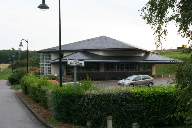 Salle polyvalente à La Chapelle-Réanville - Eure (France)