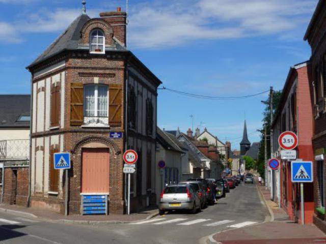 Rue du maréchal Joffre - St André de l'Eure