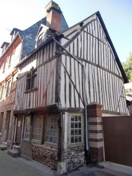 Quillebeuf (Eure, Normandie, France) Maison à pan de bois, 78 Grande Rue