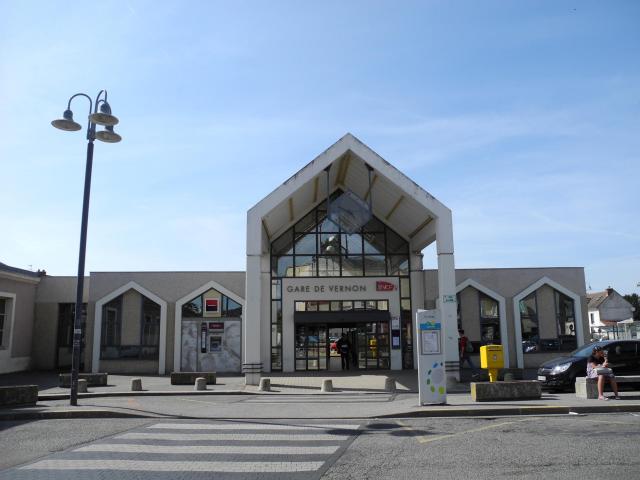 La gare de Vernon dans l'Eure - vue extérieure